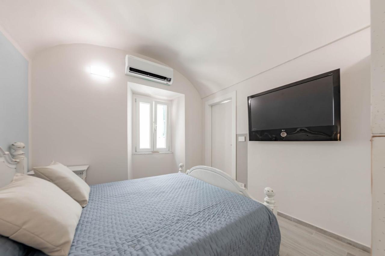 H11 Piccola Perla A Un Passo Dal Mare Apartment Santo Stefano al Mare Exterior foto